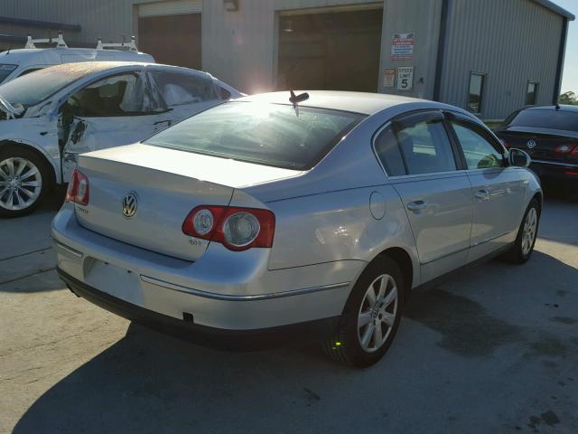 WVWEK73C06P027472 - 2006 VOLKSWAGEN PASSAT 2.0 SILVER photo 4