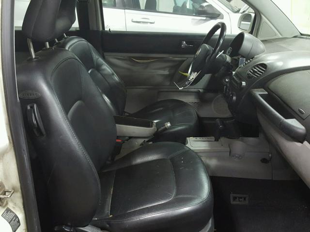 3VWDC21C61M421469 - 2001 VOLKSWAGEN NEW BEETLE თეთრი ფოტო 5