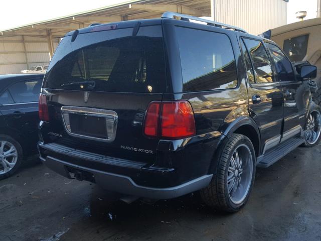 5LMFU28R33LJ08363 - 2003 LINCOLN NAVIGATOR BLACK photo 4