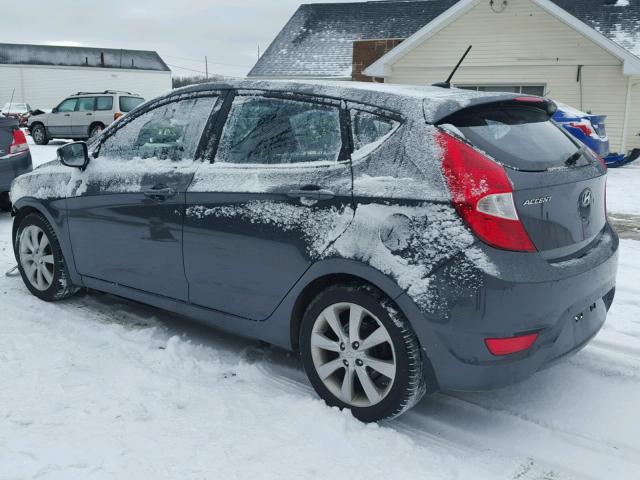 KMHCU5AEXDU070351 - 2013 HYUNDAI ACCENT GLS GRAY photo 3