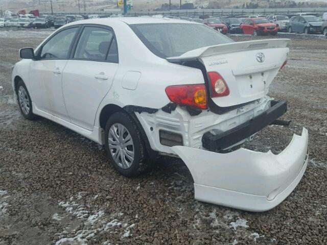 1NXBU40EX9Z045772 - 2009 TOYOTA COROLLA BA WHITE photo 3