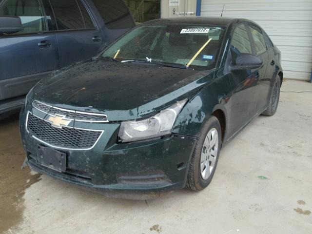 1G1PB5SH8E7109256 - 2014 CHEVROLET CRUZE LS GREEN photo 2