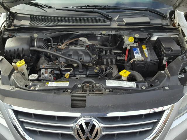 2V8HW34139R560060 - 2009 VOLKSWAGEN ROUTAN SE SILVER photo 7