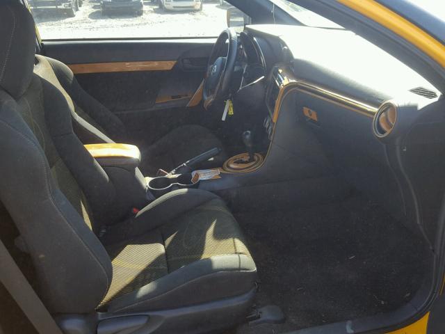 JTKJF5C70C3023959 - 2012 TOYOTA SCION TC 黄色 照片 5