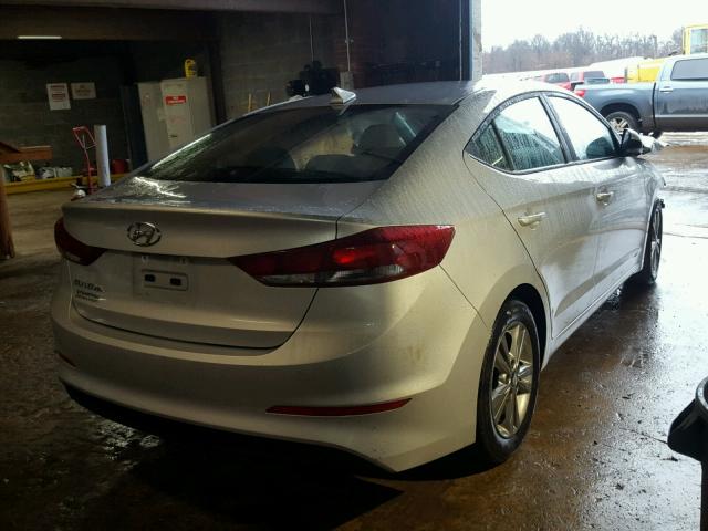 5NPD84LF7HH154656 - 2017 HYUNDAI ELANTRA SE SILVER photo 4