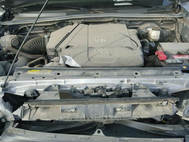 3TMJU4GN7EM161466 - 2014 TOYOTA TACOMA DOU SILVER photo 7