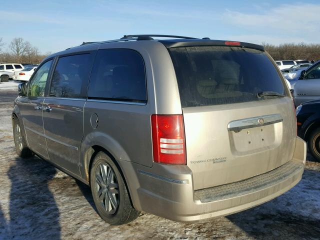 2A8HR64X48R149637 - 2008 CHRYSLER TOWN & COU TAN photo 3