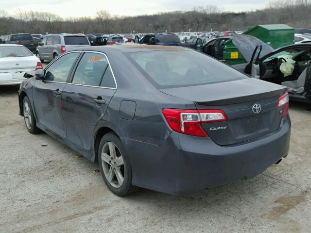 4T1BF1FK6EU419407 - 2014 TOYOTA CAMRY L GRAY photo 3