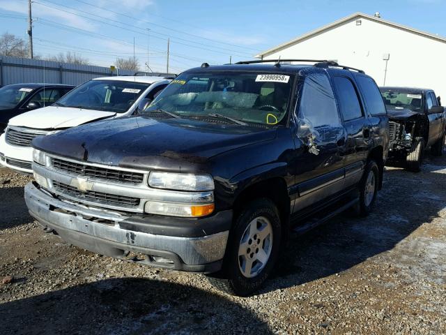 1GNEK13TX5J238023 - 2005 CHEVROLET TAHOE K150 BLACK photo 2