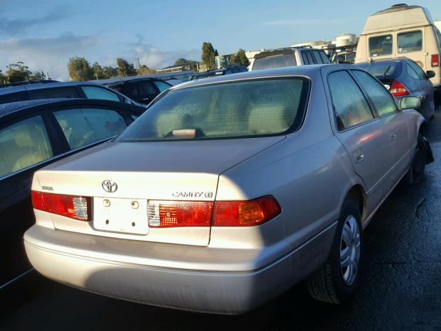 4T1BG22K81U795724 - 2001 TOYOTA CAMRY CE GOLD photo 4