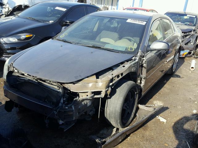 1G1ZB5EB4AF110064 - 2010 CHEVROLET MALIBU LS ნაცრისფერი ფოტო 2