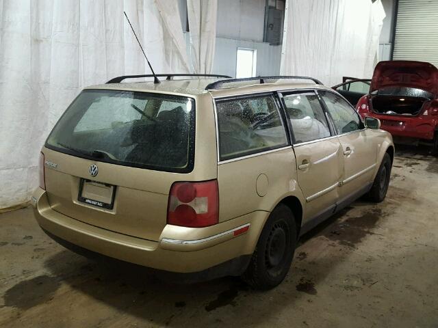 WVWND63B93E327515 - 2003 VOLKSWAGEN PASSAT GL GOLD photo 4