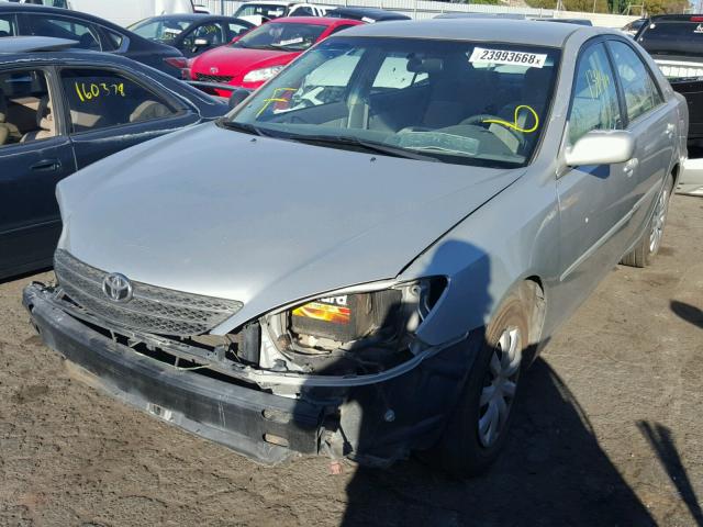 4T1BE32K03U674507 - 2003 TOYOTA CAMRY LE SILVER photo 2