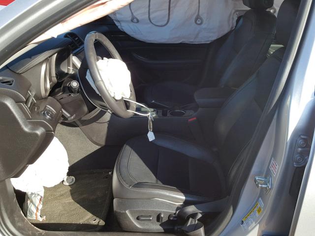 1G11E5SA6GU159349 - 2016 CHEVROLET MALIBU LIM 银色 照片 5