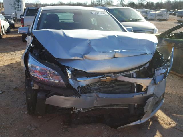 1G11E5SA6GU159349 - 2016 CHEVROLET MALIBU LIM 银色 照片 9