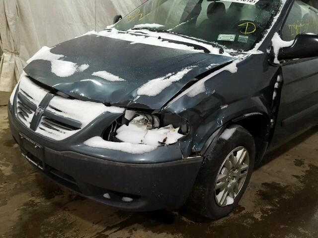 1D4GP25BX6B563203 - 2006 DODGE CARAVAN SE GRAY photo 9