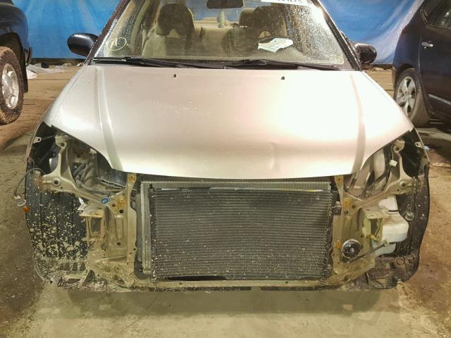 2HGES16574H619691 - 2004 HONDA CIVIC LX BEIGE photo 9