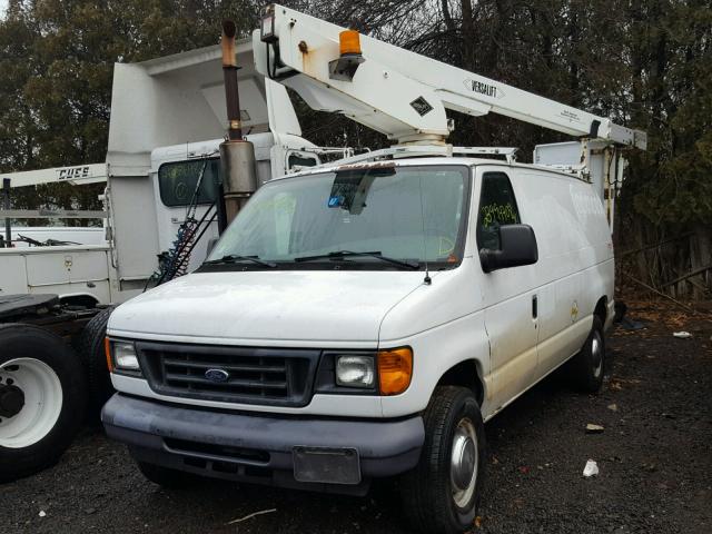 1FTSE34L96HA91277 - 2006 FORD ECONOLINE WHITE photo 2