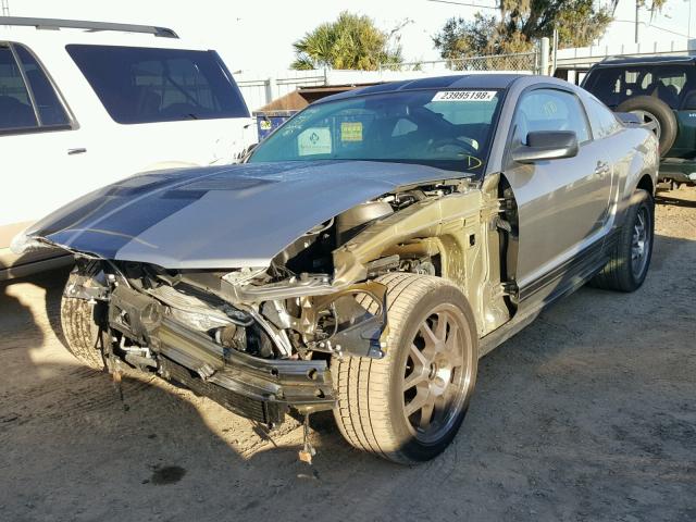 1ZVHT88S085198797 - 2008 FORD MUSTANG SH GRAY photo 2