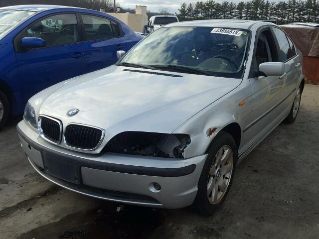 WBAET374X2NG78655 - 2002 BMW 325 I SILVER photo 2