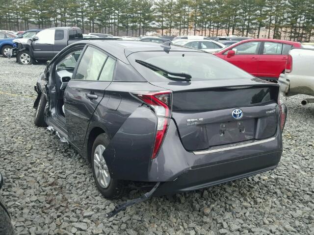 JTDKBRFU2G3506911 - 2016 TOYOTA PRIUS GRAY photo 3