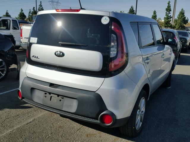 KNDJN2A27E7728589 - 2014 KIA SOUL SILVER photo 4