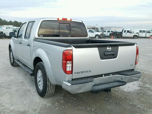 1N6AD0ER1HN724176 - 2017 NISSAN FRONTIER S SILVER photo 3