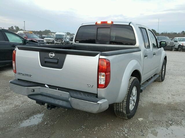 1N6AD0ER1HN724176 - 2017 NISSAN FRONTIER S SILVER photo 4