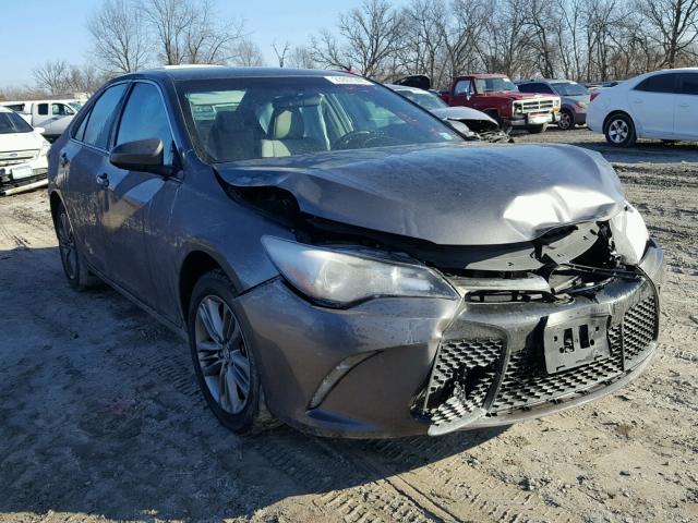 4T1BF1FKXGU143655 - 2016 TOYOTA CAMRY LE CHARCOAL photo 1