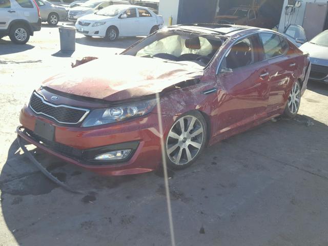 5XXGR4A65DG131153 - 2013 KIA OPTIMA SX RED photo 2