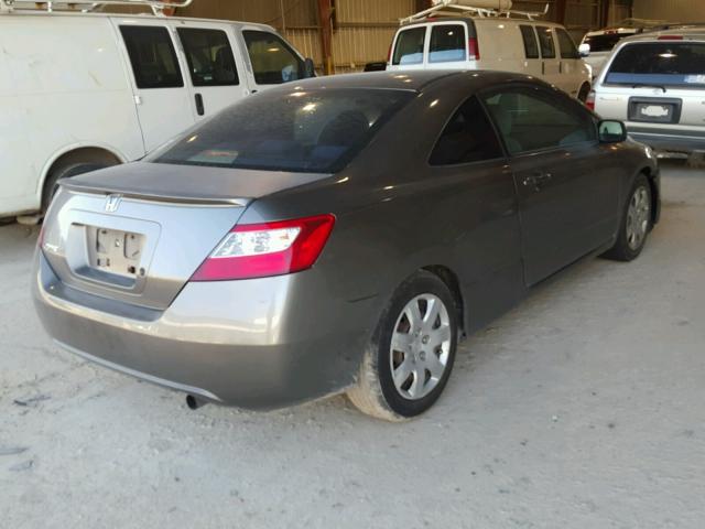 2HGFG12657H545390 - 2007 HONDA CIVIC LX SILVER photo 4