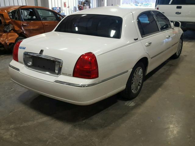 2LNBL8CV5AX615504 - 2010 LINCOLN TOWN CAR S WHITE photo 4