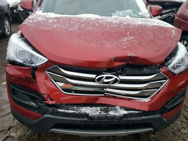 5XYZT3LB8GG371148 - 2016 HYUNDAI SANTA FE S RED photo 7