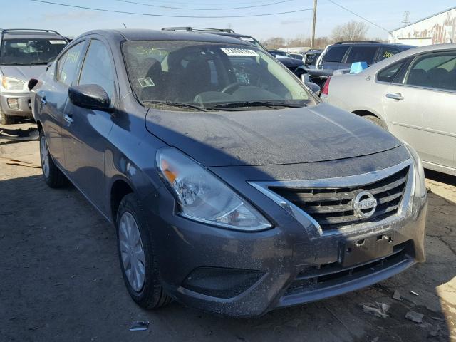 3N1CN7AP7GL908321 - 2016 NISSAN VERSA S GRAY photo 1