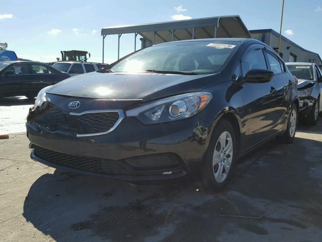 KNAFK4A6XG5460551 - 2016 KIA FORTE LX BLACK photo 2