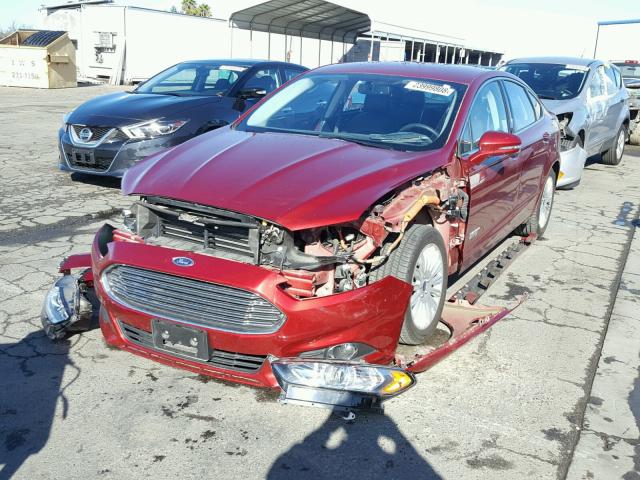 3FA6P0PU1GR145854 - 2016 FORD FUSION SE RED photo 2