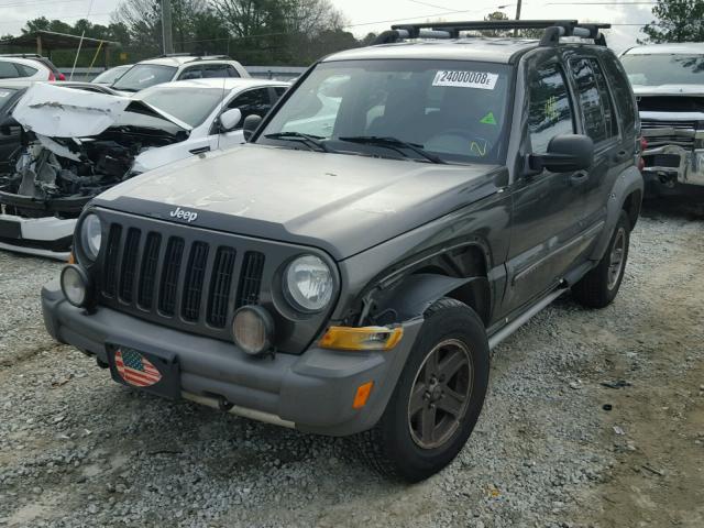 1J4GK38K55W548221 - 2005 JEEP LIBERTY RE GRAY photo 2