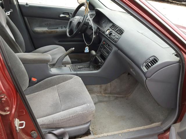 1HGCD5649VA097100 - 1997 HONDA ACCORD LX RED photo 5