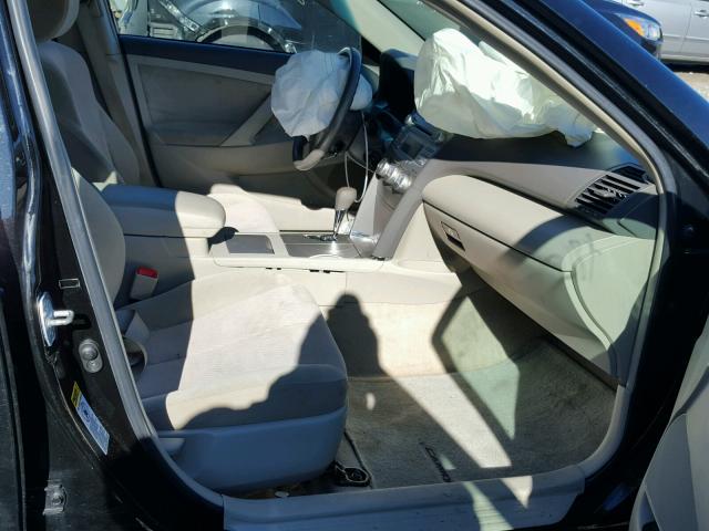 4T1BF3EK0AU066749 - 2010 TOYOTA CAMRY BASE BLACK photo 5