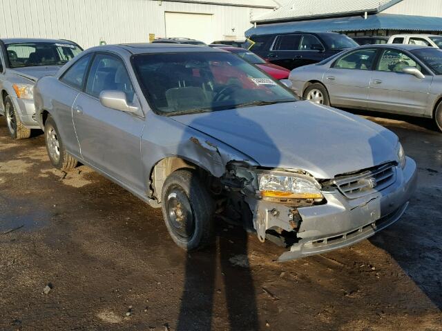 1HGCG3259YA024100 - 2000 HONDA ACCORD EX SILVER photo 1