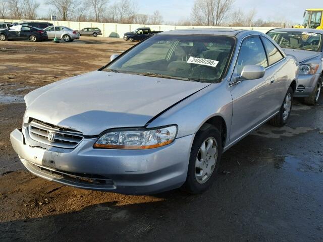 1HGCG3259YA024100 - 2000 HONDA ACCORD EX SILVER photo 2