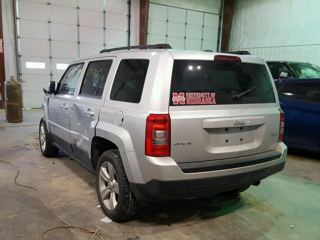 1J4NF1GB0BD244111 - 2011 JEEP PATRIOT SP SILVER photo 3