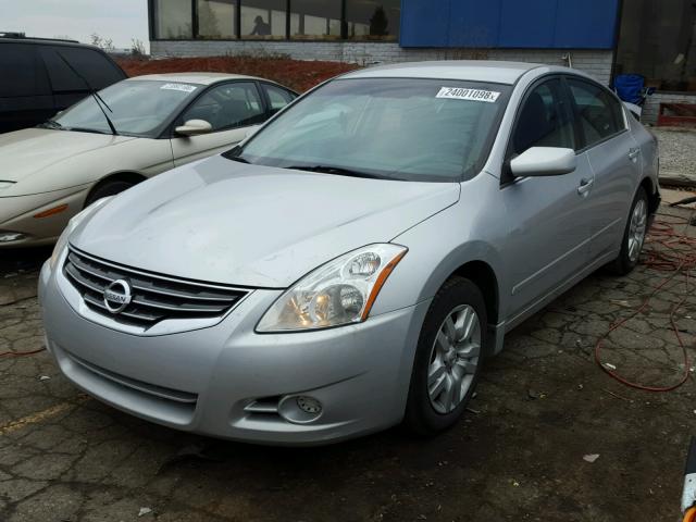 1N4AL2AP9AC175310 - 2010 NISSAN ALTIMA BAS SILVER photo 2