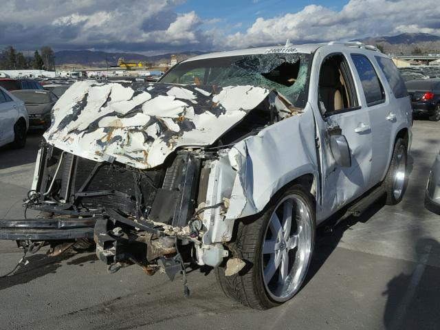 1GKEC33359R259567 - 2009 GMC YUKON SLT WHITE photo 2