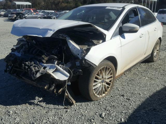 1FAHP3H21CL327604 - 2012 FORD FOCUS SEL WHITE photo 2