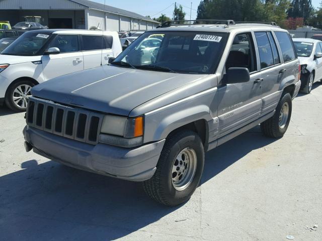 1J4FX58S8WC347845 - 1998 JEEP GRAND CHER BEIGE photo 2