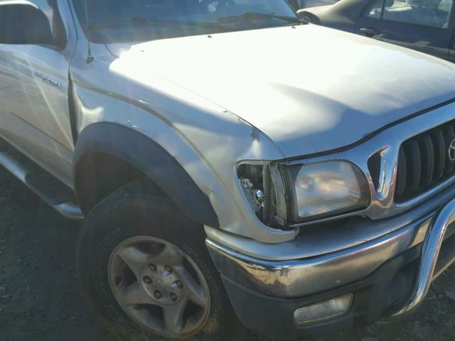 5TEGN92N52Z106265 - 2002 TOYOTA TACOMA DOU SILVER photo 9