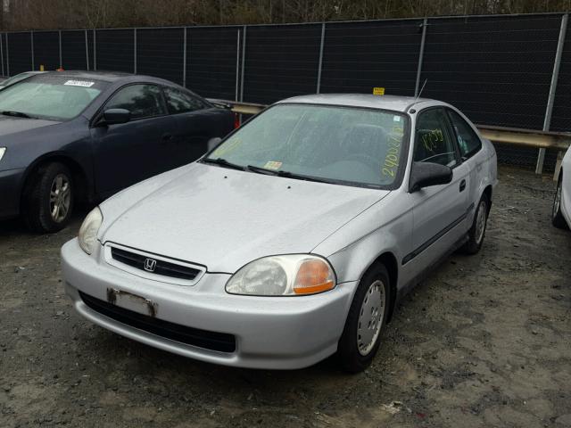 1HGEJ6223VL018892 - 1997 HONDA CIVIC DX SILVER photo 2