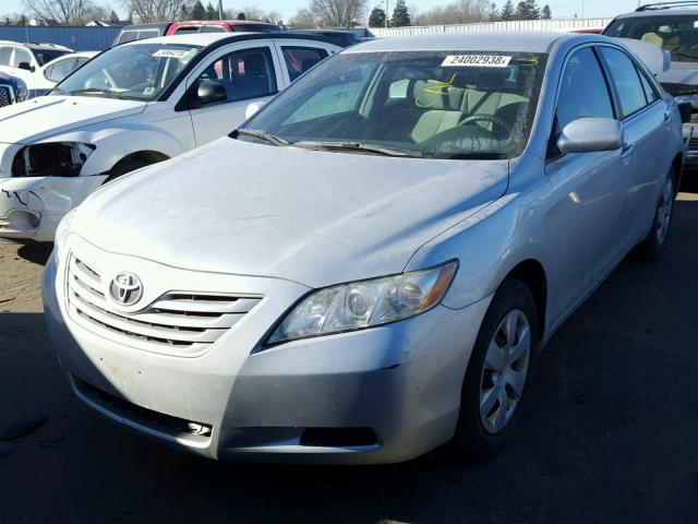 4T4BE46K49R104752 - 2009 TOYOTA CAMRY BASE SILVER photo 2