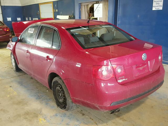 3VWGF81K07M057766 - 2007 VOLKSWAGEN JETTA RED photo 3